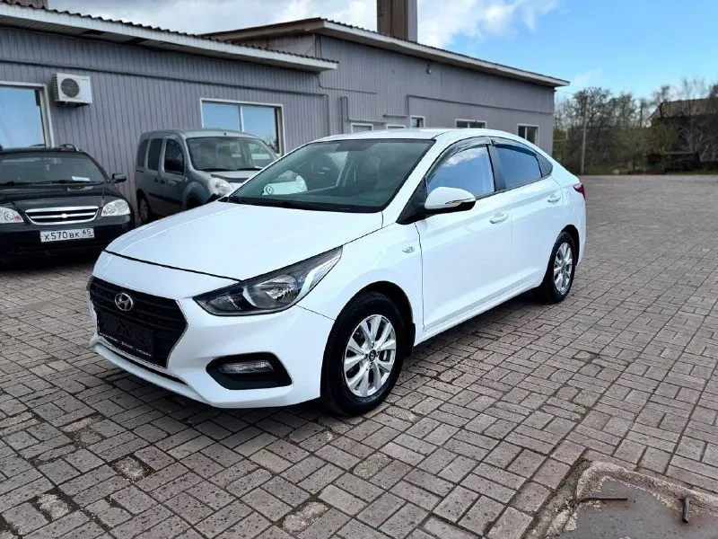 🚘марка hyundai solaris ⛽️топливо:бенз обьем 1.4 🌎пробег:104т км 🕹️кпп автомат 🚗седан 📆 год:2019 💰1050.000.тысяч руб комплектация: кондиционер 4 эл. стеклоподъемника мультимедиа кондиционер два комплекта колес зима, лето продажа возможна : наличный расчет✅ безнал✅ кредит✅ обмен -трейд ин✅ звонки по номеру ☎️ +7949-511-11-56 находимся по адресу 📍г. мариуполь макара мазая 41 с 10 до18 - фотография - 1