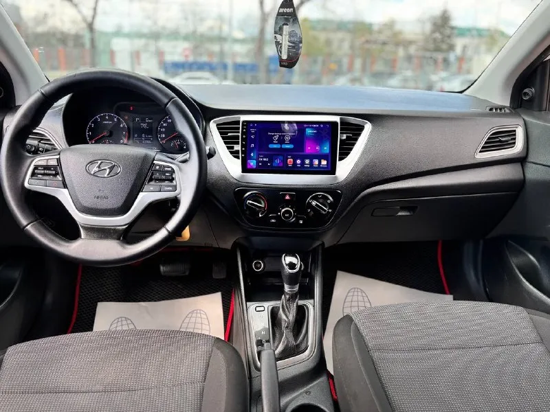 🚘марка hyundai solaris ⛽️топливо:бенз обьем 1.4 🌎пробег:104т км 🕹️кпп автомат 🚗седан 📆 год:2019 💰1050.000.тысяч руб комплектация: кондиционер 4 эл. стеклоподъемника мультимедиа кондиционер два комплекта колес зима, лето продажа возможна : наличный расчет✅ безнал✅ кредит✅ обмен -трейд ин✅ звонки по номеру ☎️ +7949-511-11-56 находимся по адресу 📍г. мариуполь макара мазая 41 с 10 до18 - фотография - 6