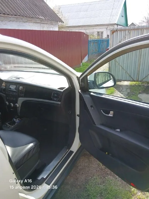 Продам свой семейный кроссовер сан-енг корандо 2013 года 2.0 дизель пробег 130000.не битый не крашен не требует вложений. все то проводились во время. полноценная запаска. и комплект зимней резины. цена 1300000 рублей. авто находится в мариуполе. по всем вопросам обращаться по телефону. +79497220817.владимир. - фотография - 6