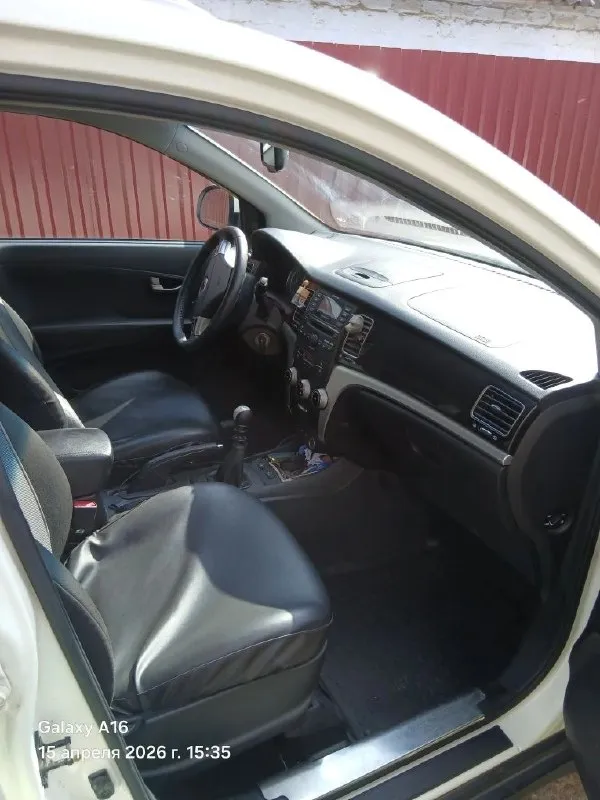 Продам свой семейный кроссовер сан-енг корандо 2013 года 2.0 дизель пробег 130000.не битый не крашен не требует вложений. все то проводились во время. полноценная запаска. и комплект зимней резины. цена 1300000 рублей. авто находится в мариуполе. по всем вопросам обращаться по телефону. +79497220817.владимир. - фотография - 8