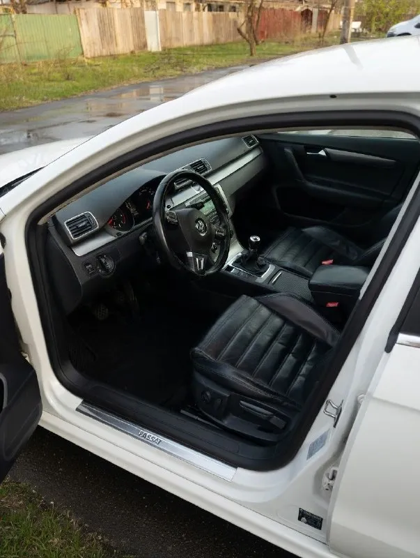 Volkswagen passat b7 1.4 tsi ecofuel мкпп 2012 год европа заводская газовая установка: на метане расход по трассе - 750рублей на 500 -400километров. бак бензин 30 литров и 30м³ метана, запас хода 900-1000 км. очень комфортный автомобиль, особенно для дальних поездок. комплектация: 2-х зонный климат, датчики дождя и света, круиз-контроль, мультируль, кожаный салон, подогрев сидений, адаптивныъй заводской ксенон и многое другое. собственник. состояние достойное, ремонта не требует. 🔥850 тыс. руб, торг у капота горловка +79493140891 📲 tg: @valeriya_eduardovnaa 📞 звоните: +7(949)3140891 - фотография - 6