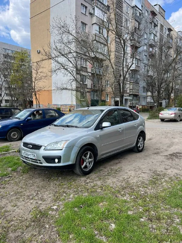 Срочная продажа!!!в продаже ford focus второго поколения. автомобиль 2006 г. в.двигатель бензиновый 1.8.авто находится в г мариуполь. подробно про авто по тел или при встречи. документы кристально чистые!!!цена 375 тыс руб. +79649225253 - +79497346358 - фотография - 2