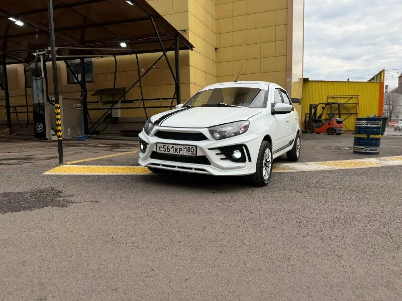 Ваз гранта fl✅ на 8 клопе✅ газ/бензин ✅ выпуска 2019 год ✅ пробег 129 тыс. ✅ мотор работает хорошо ✅ не дымит, ✅тянет очень бодро!✅ коробка механика, переключает мягко, без хрустов✅, не выбивает, ✅ не воет! ✅ ходовая не гремит, мягкая! ✅ перед ss20 comfort ✅ зад demfi comfort дорогие титановые диски, r14 на новой летней резине kumho! ✅ выхлоп тихий, но приятно звучит, с попкормом!✅ установлена хорошая музыка + услилок, ✅стоит хороший андроид качественный ! приятный салон, чистый! 2 этажа led светит очень хорошо! 👌 двери зашумлены машина обработана антикором 👍 по кузову все отлично 👍 по документам, все чисто, без запретов, без штрафов, птс стс дкп все на руках 180регион по всей информации по номеру:+79498402627(мах) +79493521082 цена 800 торг на полный бак бензина 📞 звоните: +7(949)8402627 - фотография - 2