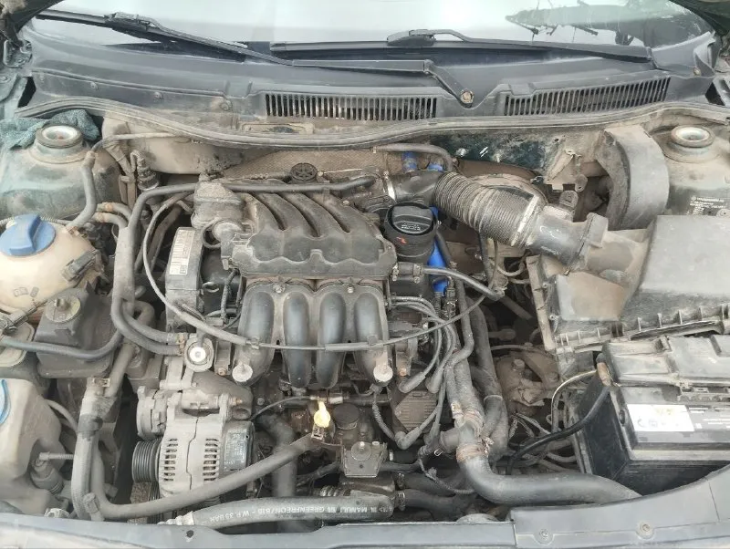 Продам: volkswagen golf 4 1.6 (akl) бензин. кпп механика. пробег 112 000 км. год 1998 г. работает хорошо. состояние сел - поехал. ходовка перебрана, тормоза обслужены, колодки тормозные заменил, масла двс фильтра заменено. цена 250 000₽. осмотр: макеевка +79497255044 📞 звоните: +7(949)7255044 - фотография - 5