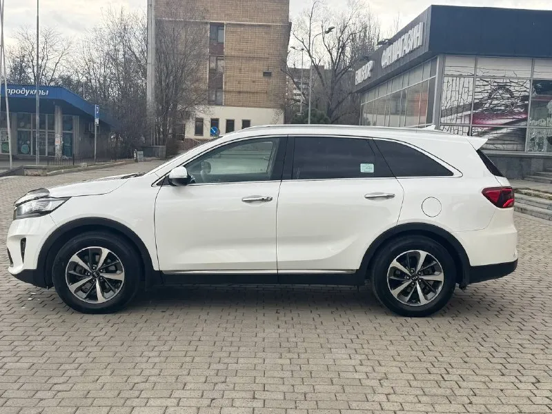 Kia sorento prime год выпуска 2018 двигатель 2.0 тип топлива дизель привод полный коробка автомат автомобиль в отличном состоянии, весь обслужен от а до я, кузов без дтп весь в заводском окрасе ! максимальная комплектация, бесключевой доступ кнопка (start-stop) кожаный салон, роздельный климат -контрол, круиз -контроль, датчики света и дождя, подогрев, и вентиляция сидений, подогрев руля, подогрев зеркал, и стекл, парктроники, камера заднего вида, и много чего другого ! с документами полный порядок любой вид оформления. г. донецк цена 2.250 тыс. ₽ звоните остальное по тел. +79495210885 +79494006791 max, telegram - фотография - 2