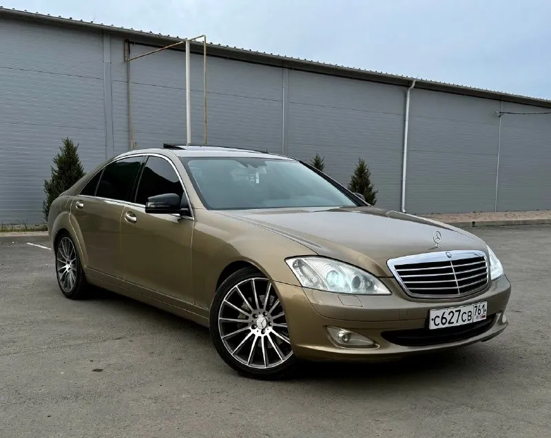 ✅автомобиль mercedes s-class в 221 кузове ✅год выпуска 2007 ✅объем двигателя 3.0л турбо ✅пробег авто 412.000т ✅состояние кузова очень хорошее для своих лет, есть жизненные косячки не чего глобального. по технической части все отлично делать нечего не нужно, двигатель коробка и ходовая на отлично без вложений, по электрике также все что должно работать работает более подробнее расскажу по телефону. стоят хорошие колеса r20 радиус, резина свежая в хорошем состоянии. по документам все кристально чисто я собственник. ✅так же интересует обмен рассмотрю варианты. ✅все остальные вопросы по телефону. ✅реальному покупателю будет торг возле капота. ✅осмотрю авто донецк-макеевка ✅тел для связи:+79526004203 (макс-телеграмм) ✅цена авто: 1.370.000₽ 📞 звоните: +7(952)6004203 - фотография - 2