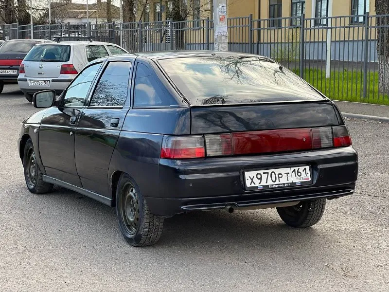 Продам автомобиль, ваз 2112 2006 год, двигатель 16 кл, 124, автомобиль в отличном состоянии, вложений не требует вообще, двигатель коробка в идеале, по ходовой части без нареканий, днище пороги целые, с документами полный порядок, пробег 205 тыс. км. г. мариуполь цена 237 000 р торг рассмотрю обмен +79494969176 +79490908280 - фотография - 6
