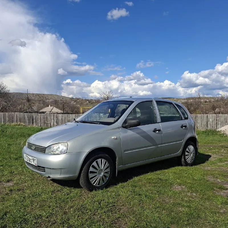 Ваз kalina 2008г. двигатель 1.6 8кл. двигатель обслужен, масло не ест. коробка без хрустов и вылетов. новая резина лето, зима на шипах. по ходовой нужно поменять переднюю стойку. днище и пороги не гнилые. с документами порядок. цена 360 000р. торг. брянка +79595588715 📞 звоните: +7(959)5588715 - фотография - 2