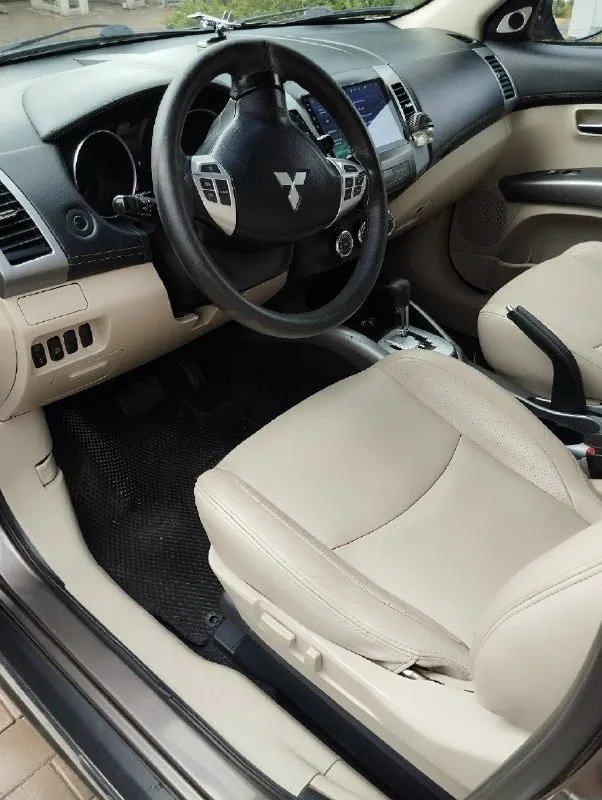 Продам mitsubishi outlander 2010 года. Пробег 163.000 миль. Обьем 3 литра. 230 л. С. Обычный 6 ступенчатый автомат. Цена 1.350000.просмотр г. Комсомольское. ±79490452570.
📞 Звоните: +7(949)0452570 - фотография - 4