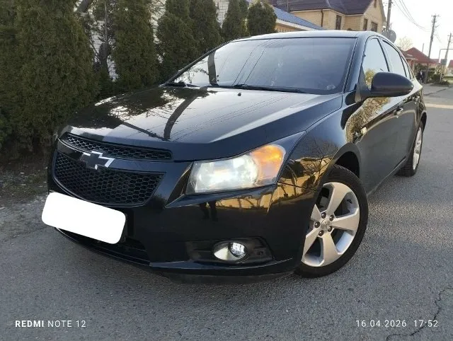 Chevrolet cruz,1.6 механика,2010 год выпуска, пробег 205 000 км, седан, отличное состояние кузова, без дтп, без ржавчины и коррозии, без всяких неприятностей, оцинкованный кузов, самая лучшая связка самого надёжного и неприхотливого мотора с мкпп, мотор 1.6 самый простой, без теплообменника и фазорегуляторов, масла не берет вообще, очень надёжный, кпп и ходовая часть без нареканий, заменено масло, и поменян ремень, салон чистый и аккуратный, не прокуренный, вся электрика рабочая, в комплектации: кондиционер (рабочий и заправленный), гидроусилитель руля, подогрев сидений, бортовой компьютер, противотуманные фары, тонировка, сигнализация, центр. Замок, камера заднего вида, магнитофон 2-х диновый, очень неприхотливый автомобиль, литые диски,2 комплекта колес, оформление вместе с вами в мрэо, без юридических проблем, свежий техосмотр, цена 690000 руб, телефон+7 949 511 15 35
📞 Звоните: +7(949)5111535 - фотография - 1