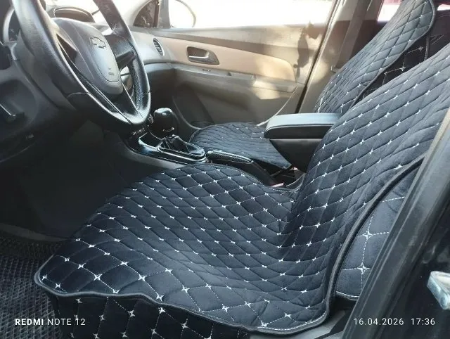 Chevrolet cruz,1.6 механика,2010 год выпуска, пробег 205 000 км, седан, отличное состояние кузова, без дтп, без ржавчины и коррозии, без всяких неприятностей, оцинкованный кузов, самая лучшая связка самого надёжного и неприхотливого мотора с мкпп, мотор 1.6 самый простой, без теплообменника и фазорегуляторов, масла не берет вообще, очень надёжный, кпп и ходовая часть без нареканий, заменено масло, и поменян ремень, салон чистый и аккуратный, не прокуренный, вся электрика рабочая, в комплектации: кондиционер (рабочий и заправленный), гидроусилитель руля, подогрев сидений, бортовой компьютер, противотуманные фары, тонировка, сигнализация, центр. Замок, камера заднего вида, магнитофон 2-х диновый, очень неприхотливый автомобиль, литые диски,2 комплекта колес, оформление вместе с вами в мрэо, без юридических проблем, свежий техосмотр, цена 690000 руб, телефон+7 949 511 15 35
📞 Звоните: +7(949)5111535 - фотография - 8