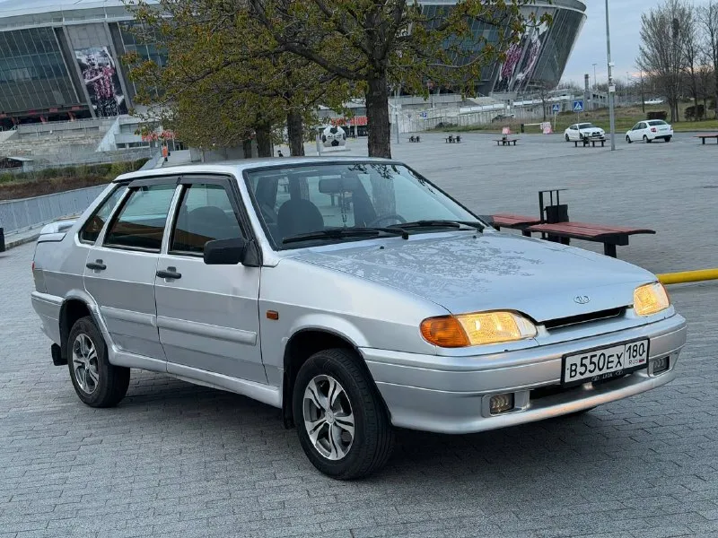 В продаже ваз 2115 2011 года выпуска ❗️цена 280.000 ₽ ❗️ автомобиль в отличном состоянии! 1 владелец. автомобиль приобретался новым в автосалоне в донецке. все сервисные книги есть. два комплекта ключей. два комплекта колёс на дисках. родной пробег 142.000 км. все стёкла включая лобовое родные! по кузову авто полностью в родном окрасе! присутствуют мелкие жизненные моменты, ничего критичного. дно пороги арки стаканы всё полностью целое! по технике полностью обслужена. и коробка работают идеально. ходовая без нареканий, вся тихая. стоит простая музыка. также установлены led туманки. по документам полный порядок осмотр донецк ❗️цена 280.000 ₽ ❗️, торг реальному покупателю! ☎️ +7 (949) 628-72-17 📞 звоните: +7(949)6287217 - фотография - 3