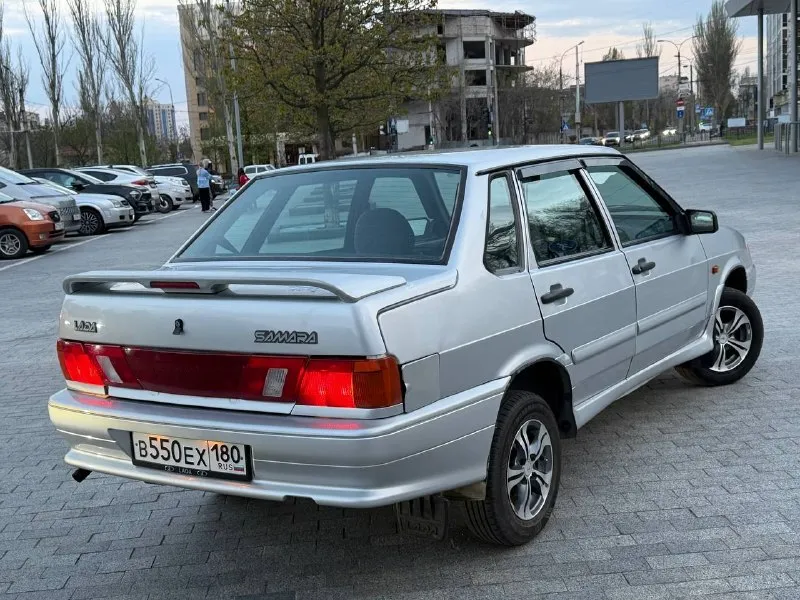 В продаже ваз 2115 2011 года выпуска ❗️цена 280.000 ₽ ❗️ автомобиль в отличном состоянии! 1 владелец. автомобиль приобретался новым в автосалоне в донецке. все сервисные книги есть. два комплекта ключей. два комплекта колёс на дисках. родной пробег 142.000 км. все стёкла включая лобовое родные! по кузову авто полностью в родном окрасе! присутствуют мелкие жизненные моменты, ничего критичного. дно пороги арки стаканы всё полностью целое! по технике полностью обслужена. и коробка работают идеально. ходовая без нареканий, вся тихая. стоит простая музыка. также установлены led туманки. по документам полный порядок осмотр донецк ❗️цена 280.000 ₽ ❗️, торг реальному покупателю! ☎️ +7 (949) 628-72-17 📞 звоните: +7(949)6287217 - фотография - 5