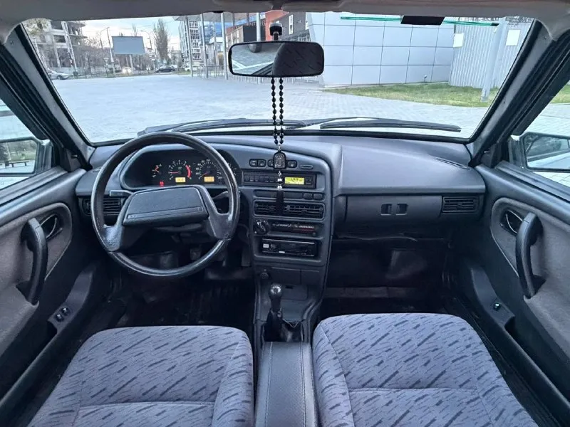 В продаже ваз 2115 2011 года выпуска ❗️цена 280.000 ₽ ❗️ автомобиль в отличном состоянии! 1 владелец. автомобиль приобретался новым в автосалоне в донецке. все сервисные книги есть. два комплекта ключей. два комплекта колёс на дисках. родной пробег 142.000 км. все стёкла включая лобовое родные! по кузову авто полностью в родном окрасе! присутствуют мелкие жизненные моменты, ничего критичного. дно пороги арки стаканы всё полностью целое! по технике полностью обслужена. и коробка работают идеально. ходовая без нареканий, вся тихая. стоит простая музыка. также установлены led туманки. по документам полный порядок осмотр донецк ❗️цена 280.000 ₽ ❗️, торг реальному покупателю! ☎️ +7 (949) 628-72-17 📞 звоните: +7(949)6287217 - фотография - 9
