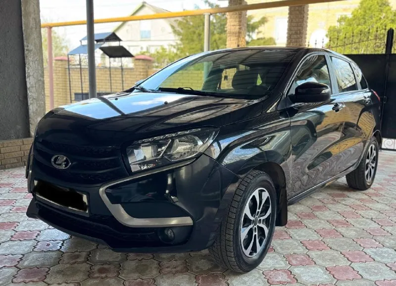 ✅продам✅ lada x-ray 1.6 16v (106л. с) 2017г. в. 1 хозяин. зеленая автотека. максимальная комплектация. автомобиль в отличном состоянии! не требует никаких вложений! кузов соответствует фоткам! абсолютно без нюансов! все герметики и швы родные! остекление оригинальное, включая лобовое стекло! двигатель кпп ходовая часть на 5/5! по автомобилю нету никаких нареканий! авто завел-сел-и-поехал! максимальная комплектация: •климат контроль, •системы abs esp, •датчики дождя, •датчики света, •4эл. стеклоподъемника, •подогрев сидений, •подогрев лобовго стекла, •мульти руль, •электра усилитель руля, •эл. регулировка зеркал, •сервисные книжки, •два ключа. салон в хорошем ухоженном состоянии! без потертостей! документы чистые переоформление без проблем! цена 795.000т/р. торг уместен! тел: +7 (949) 323-53-86. - фотография - 1