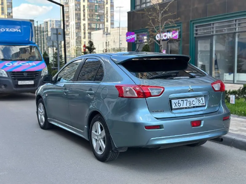 Mitsubishi lancer x 1.8 a/t 2008
Последний самурай
Автомобиль в прекрасном состоянии и красивом цвете в кузове . Самая полная комплектация. Очень просторный багажник. Полностью обслужен. Мотор коробка в идеале. Ходовая и тормоза новые. Приятный и экономичный в ходу при этом очень прост в обслуживание. Новая резина
✅Круиз контроль
✅Акпп
✅Подогревы сидений
✅Мультируль
✅Климат контроль
✅Датчик дождя
✅Датчик света
✅Вложений не требует.
🚙 247 000 Км
💵 740 000₽
☎️ +7 (949) 573-62-32 Сергей - фотография - 2