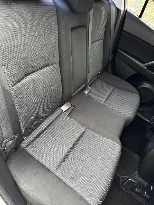 Продам свою мазда 3, 2012, автомат. машина полностью обслужена и готова к проверкам. за машиной следила, поэтому она в отличном техническом состоянии. ходовая часть в полном порядке. многое было заменено. двигатель – без нареканий: масло не ест, работает ровно и тихо. автомат – переключает передачи плавно, без рывков и задержек. все системы безопасности исправны. кондиционер работает отлично, холодит моментально. все жидкости свежие, недавно менялись. вложений не требует. ошибок -нет. причина продажи - покупаю новый автомобиль. два комплекта резины. оба комплекта практически новые, прокатались всего год. любое переоформление. цена 970 тыс. +7979-745-00-45 юлия - фотография - 9