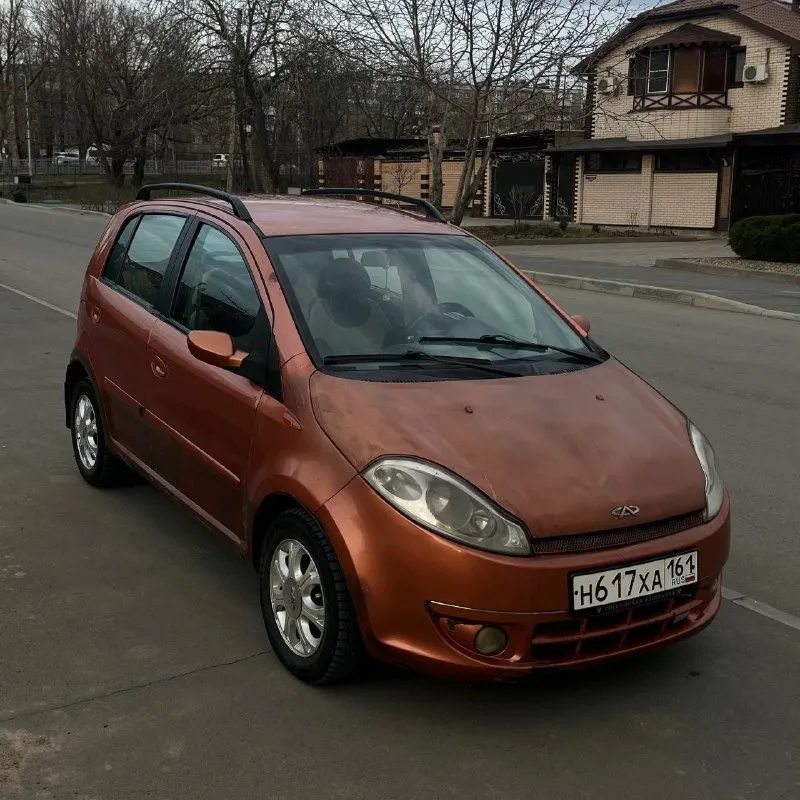Chery kimo a1 2008 г. 1.3 механика кондер парктроники рабочие по технике в норм состоянии, есть незначительные вопросы по ходовой. внешне по кузову есть моменты, на фотках видно, но гнили дырок нет. использовалась как техничка, в которую сел и поехал куда угодно г. ростов-на-дону 160.000 руб +7 (952) 564-47-64 - фотография - 2