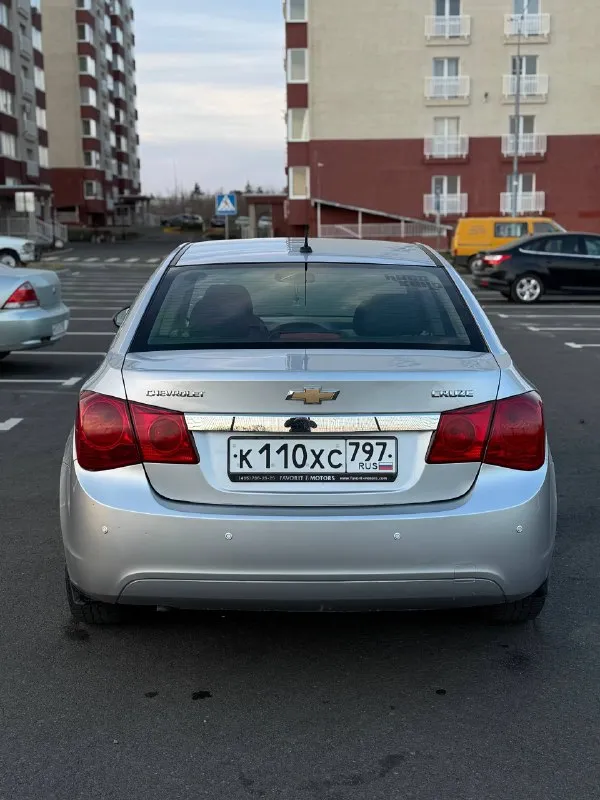 Продам шевроле круз,2011 года, машина в хорошем состоянии, кузов почти весь в заводском окрасе, незначительные царапины. Технически в отличном состоянии, мотор 1.6 тянет отлично ! Коробка надежная механика!ничего не хрустит, не стучит, машина едет мягко и тихо ! Передвигаюсь каждый день и получаю удовольствие! Салон в отличном состоянии, не затертый без дыр, работает все. На машину есть пройденный техосмотр. Юридически полностью чистая. Птс оригинал,3 хозяина.2 ключа. Осмотр город мариуполь. Есть небольшой торг у капота. Приезжайте смотрите, готов к проверкам. Полное переоформление! Цена 630.000 руб.
+79495654761 - фотография - 3