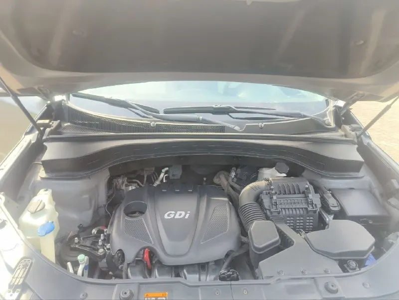 Продам kia sorrento 2 2013 года в эксплуатации с 2014 двигатель 2.4 бензин, масло не расходует от слова совсем, едет бодро, акпп автомат, вся в родном окрасе кроме заднего бампера. за машиной следил денег не жалел, видела всего одну зиму, так как сам работаю вахтами по 7-8 месяцев, машина стоит в теплом гараже, в придачу отдам комплект зимних колёс на дисках (проездили всего одну зиму). за машину не стыдно, любые проверки на любом сто, все жидкостя поменяны, сел и поехал! по всем вопросам звоните по номеру+79148655125 машина находится в макеевке, в владении пять лет, от машины не избавляясь, приобрел другое авто эта стоит в гараже без дела, цена 1.550000 - фотография - 3