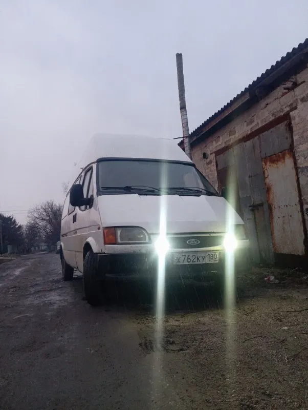 Продам ford транзит, цена 650к, обмен на легковую жду ваших предложений+7-949-380-45-50 📞 звоните: +7(949)3804550 - фотография - 1