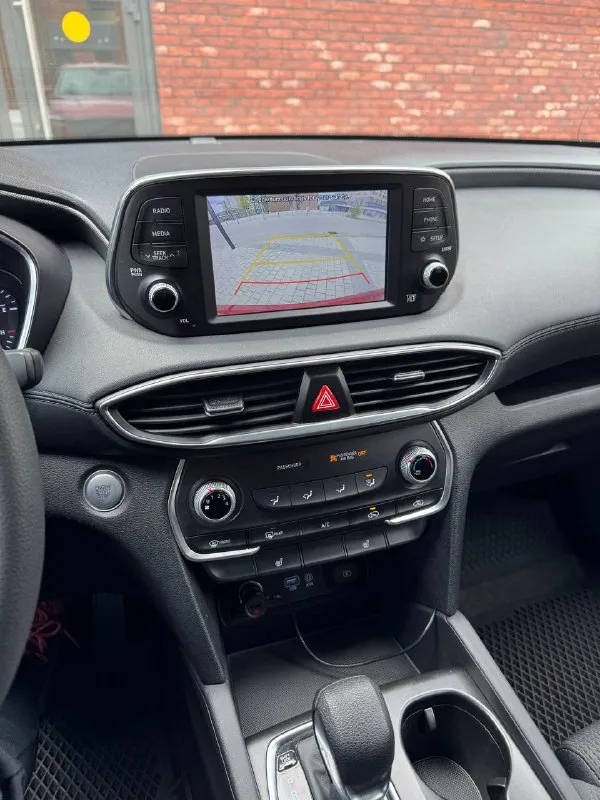 Продам свою машину santa fe 2019 2wd, двигатель 2.4л/бензин, акпп 8ми ступенчатая (не робот), пробег 61900км. состояние авто отличное- сел и поехал. перед продажей сделано то. комплектация: бесключевой доступ, цифровая приборная панель, запуск с кнопки start, три режима езды, адаптивный круиз контроль, система контроля слепых зон, экстренное торможение, обнаружение пешеходов, удержание в полосе, автоматический свет, регулировка фар по высоте, противотуманные фары, электрорегулировка зеркал и подогрев, кондиционер, камера заднего вида, электроручник, apple carplay, android avto, подогрев сидений, электрорегулировка водительского сиденья, датчик давления шин. установлена сигнализация starline с автозапуском, управлением со смартфона, 2 метки+gps с возможность отслеживания с телефона. на автомобиле все стекла родные, так же сделан антихром в круг. с авто отдам 2 комплекта ковриков и 2 комплекта колес. техосмотр пройден. цена 2,9млн. торг! тел. +79590108778 +79613253324 - фотография - 9