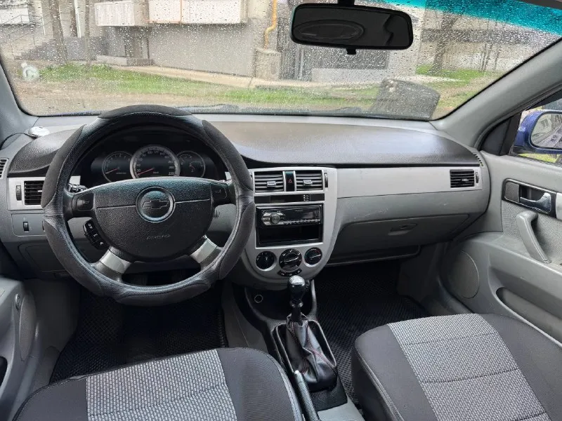Chevrolet lacetti
Цена - 458.000₽ 🎁
Город - мариуполь
Год выпуска - 2007
Пробег -  210.000 км
Топливо - бензин
Модификация- 1.6
Кпп - механика
Собственник - да
+79497368266

Автомобиль в отличном состоянии! Вложений не требует. Юридически чистое авто! Просьба свои цены не предлагать и с дурацкими вопросами не беспокоить.

Abs✅
Гур✅
Кондиционер✅
Эл. Подъемники ✅
Подушки безопасности✅ - фотография - 7