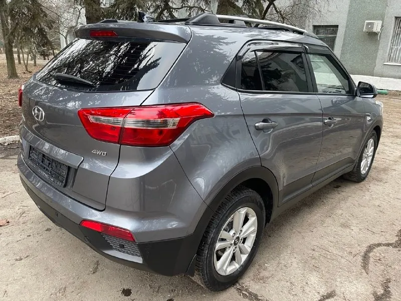 Hyundai creta модельный год -2018-(середина года) владельцев -1 пробег -177000км сердце -(мотор)-1.6-работает идеально! коробка -механика-6 ст-работает идеально! привод -(полный )-подключаемый ! резина-зима (+лето ) коплектация -климат контроль, подогрев сидений-3 положения, подогрев зеркал ! подогрев руля ! круиз контроль ! фары с линзами и красивой led-подсветкой, стоят леды в круг ! адаптивный свет! задние парктроники ! видео регистратор ! стоит сигнализация- с автозапуском ! пластиковая и металическая защита двигателя ! заменены -масло в двигателе(+фильтра ) заменены задние колодки ! любые проверки -диагностика -приветствуется! коррозия и всякая нечесть -отсутствует! предоставлю информацию по телефону-(звоните ) осмотр -макеевка !донецк! цена -1,480000₽ тел :+79495936159 тел :+79094474199 📞 🇷🇺 звоните: +7(909)4474199 - фотография - 3