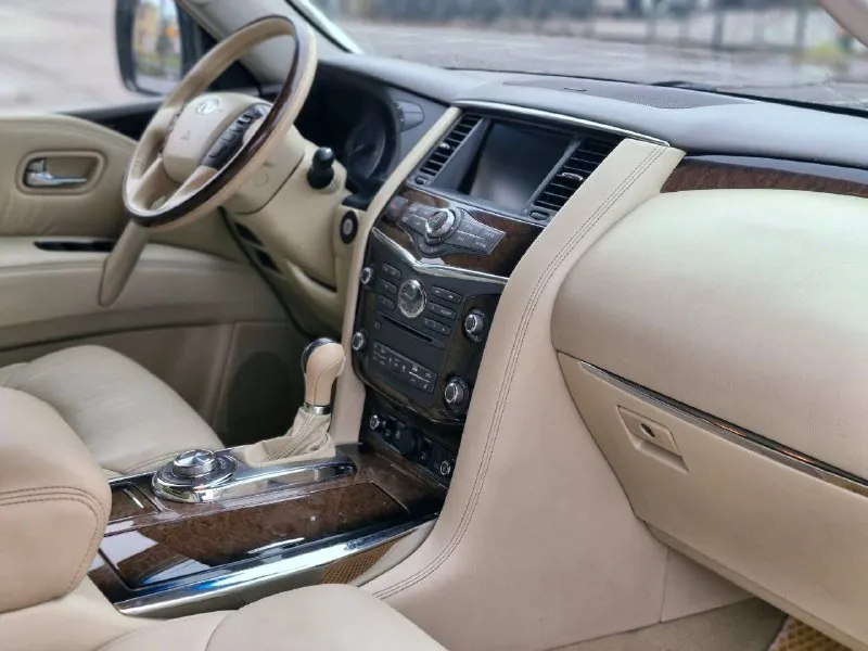 🚗 56 infiniti qx56 2011 г. в. — 7 мест — пробег 230 000 км автомобиль в очень хорошем состоянии. кузов преимущественно в родной краске. без дтп. двигатель после полного кап ремонта. наряд заказы все в наличии. автомобиль на данный момент не требует никаких вложений. юридически чистый. цена 1.900 000 р. торг возле автомобиля. донецк, кировский район +79491452569 вадим цена: 1900000 ₽ 📲 tg: юлия артуровна 📞 🇷🇺 звоните: +79491452569 авторынок днр донецк - фотография - 3