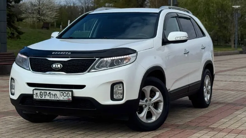 Kia sorento 2014 год двигатель 2.4 бензин коробка автомат пробег 174тыс. км автомобиль в отличном состоянии, авто обслужен от и до, вложения не требует не какого от слова совсем ! комплектация электропривод зеркал полный привод помощь при спуске круизконтроль мультируль без ключевой доступ запуск старт stop камера заднего вида климат контроль двух зоны подогрев сидений подогрев зеркал подогрев дворников подогрев руля антибликовое зеркало датчик света датчик дождя два ключа abs esp airbag бортовой компьютер четыре стеклоподъемника с документами все в полном порядке, продажа с полным переоформлением в гаи г. донецк цена 1.570.000 звоните остальное по тел. +79496447942 возможно продажа в кредит - фотография - 1