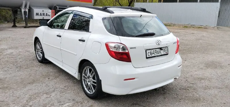 Продам тойота матрикс 2009 года, двигатель 1.8, коробка передач автомат, пробег 215 тыс, масла поменяны, ходовая без нареканий, установлена хорошая магнитола с интернетом, сигнализация пандора с автозапуском, тел. +79495125214, цена: 950.000 руб. - фотография - 9
