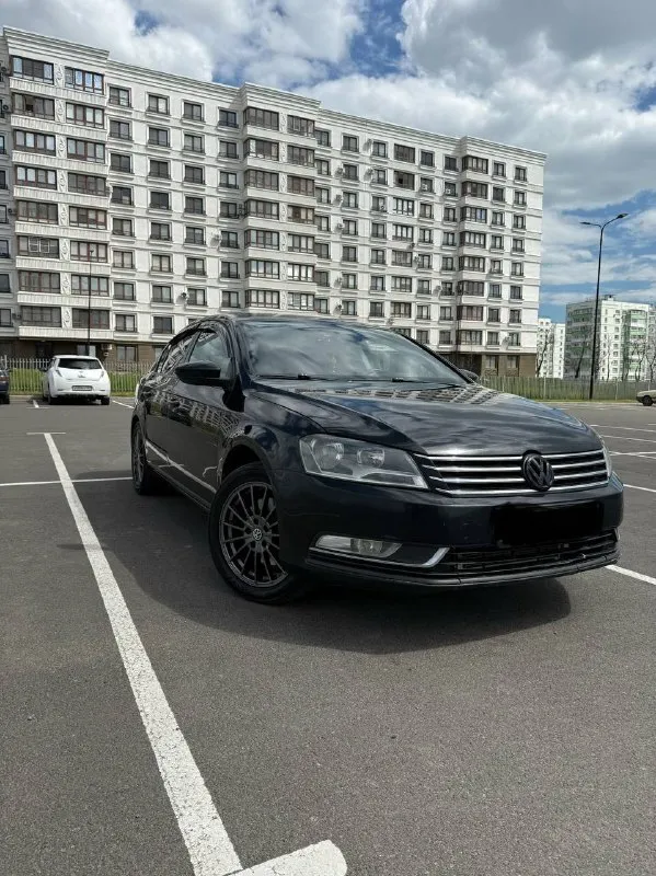 Volkswagen passat b7 2011 ✅полный электра пакет ✅обогрев всего кроме руля, задних сидений ✅климат контроль ✅передний привод ✅механика 6-ступка ✅1,4 турбо ✅ зимняя резина на штампах. ✅ после капиталки, новая турбина. ✅состояние хорошее для этого года. ✅ салон после частичной химчистки. ✅список всех работ по машине при встрече. денег не жалел, пытался все и сразу устранять. ✅собственник 1,1🍋 торг уместен. +79496454318 телеграмм на этом номере г. мариуполь 📲 tg: d 📞 звоните: +7(949)6454318 - фотография - 1