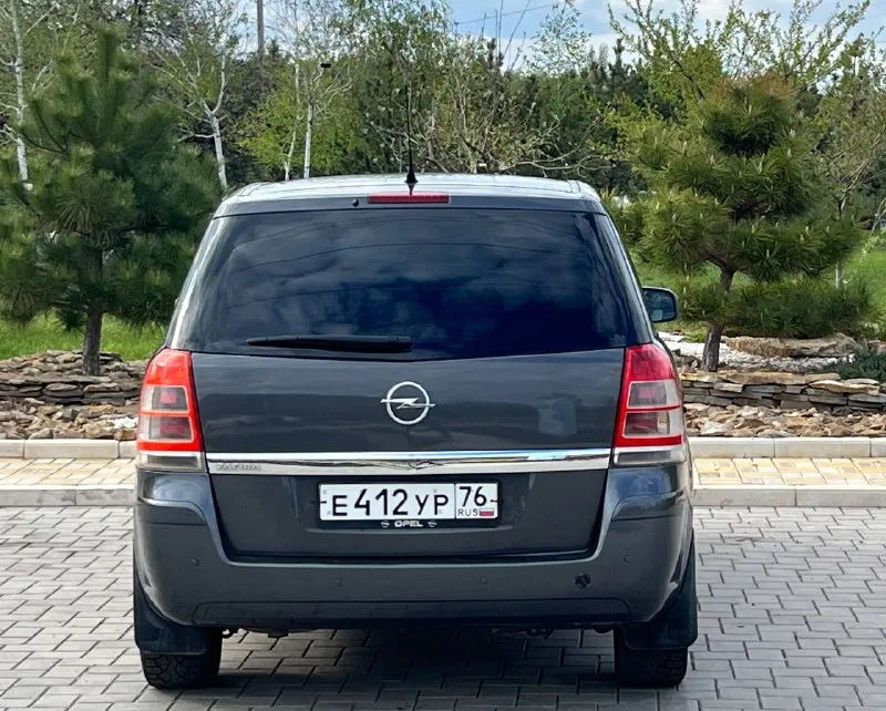 🚗 opel zafira b 🚀 обьем: 1.8 🐎206.000 км ⛽️ топливо: бензин 🚙кпп: механическая. 🛝мест 7 🛞резина : 2 комплекта зима лето 🛩год выпуска: 2010 🏎️ авто без дтп! 🌏место осмотра: г. донецк ☎️телефон: +79499269814 💵 550.000₽ с торгом! это самый низ рынка(смотрите рынок) - фотография - 6