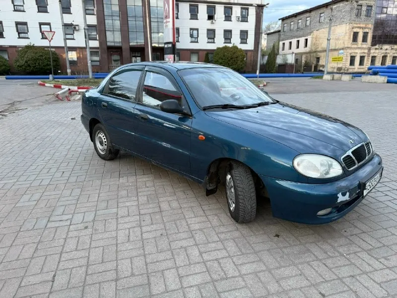 🚗 Продам ланос 🚗 год 2002 ✅ механика 5 ступка ✅ мотор 1.5 ✅ пробег: 98.000 км✅ продам ланос, польский. Мотор на отлично, не дымит, не троит, масло не кушает, тянет отлично. Коробка все передачи на месте, не выбивает, не хрустит. Печка работает. Родной пробег. Автомобиль около идеального состояние. До продажи машина отъездила зиму, после чего встала в гараж. Днище, пороги, арки целые, нет не одного рыжика, коррозия отсутствует от слова совсем. 2 эсп, стоит не плохая музыка, обогрев заднего стекла. 2 комплекта резина (зима/лето). Цена: 340.000₽ + торг около капота номер: +79493051172 телеграмм, макс
📞 Звоните: +7(949)3051172 - фотография - 1