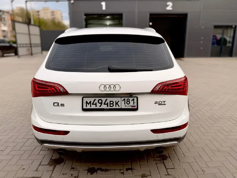🔥 audi q5 2009 — стиль, мощность и комфорт в одном авто! 🔥 продаю audi q5 2009 (пробег 257000) с надежным и динамичным двигателем 2.0 tfsi. отличный вариант для города и трассы — сочетание премиального комфорта и уверенного полного привода quattro. — мощный и экономичный двигатель 2.0 tfsi — легендарный полный привод quattro — уверенность на любой дороге — комфортный и просторный салон премиум-класса — отличная шумоизоляция и плавность хода — высокая посадка — удобство и безопасность 🛠 состояние: — технически полностью исправен — двигатель и коробка работают без нареканий — чистый, ухоженный салон — кузов в хорошем состоянии — регулярное обслуживание, своевременная замена расходников ⚙️ оснащение: — климат-контроль — webasto — мультимедиа система teyes lux one — полный электропакет — парктроники (передние/задние) — камера заднего вида —электропривод багажника с доводчиком 🎁 комплект зимней резины с дисками 💰 цена: 1500000 📲 пишите и звоните +79591210686 📞 звоните: +7(959)1210686 - фотография - 5