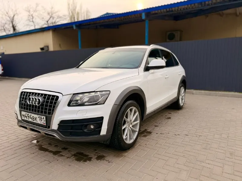 🔥 audi q5 2009 — стиль, мощность и комфорт в одном авто! 🔥 продаю audi q5 2009 (пробег 257000) с надежным и динамичным двигателем 2.0 tfsi. отличный вариант для города и трассы — сочетание премиального комфорта и уверенного полного привода quattro. — мощный и экономичный двигатель 2.0 tfsi — легендарный полный привод quattro — уверенность на любой дороге — комфортный и просторный салон премиум-класса — отличная шумоизоляция и плавность хода — высокая посадка — удобство и безопасность 🛠 состояние: — технически полностью исправен — двигатель и коробка работают без нареканий — чистый, ухоженный салон — кузов в хорошем состоянии — регулярное обслуживание, своевременная замена расходников ⚙️ оснащение: — климат-контроль — webasto — мультимедиа система teyes lux one — полный электропакет — парктроники (передние/задние) — камера заднего вида —электропривод багажника с доводчиком 🎁 комплект зимней резины с дисками 💰 цена: 1500000 📲 пишите и звоните +79591210686 📞 звоните: +7(959)1210686 - фотография - 9