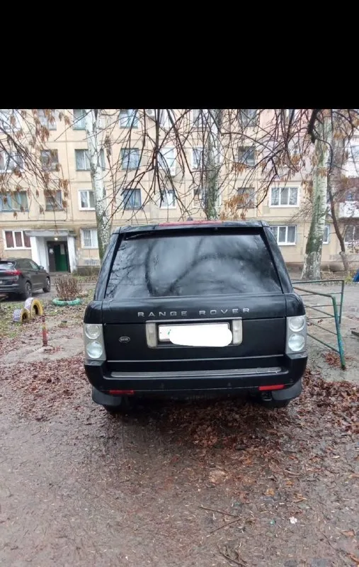 Продам land rover range rover 4.4 at, 2006, пробег 346 000 км авто в отличном состоянии обслуживался в ростове, стоит газ, автомобиль долго в семье и не один все вопросы по телефону +7 949 506-55-87 +7 949 103-62-88 1150000 торг - фотография - 8