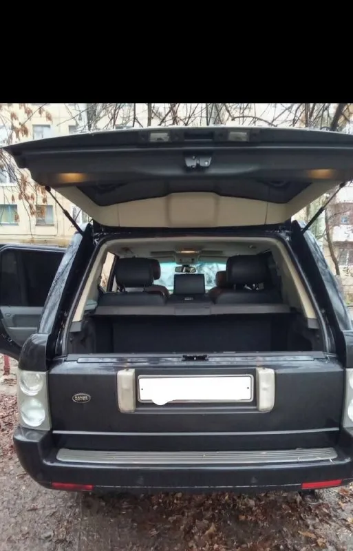 Продам land rover range rover 4.4 at, 2006, пробег 346 000 км авто в отличном состоянии обслуживался в ростове, стоит газ, автомобиль долго в семье и не один все вопросы по телефону +7 949 506-55-87 +7 949 103-62-88 1150000 торг - фотография - 9