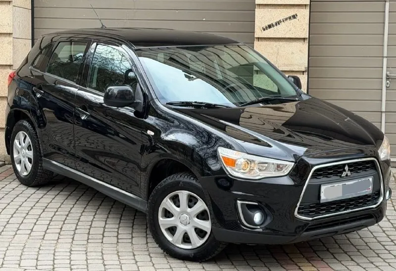 Продам mitsubishi asx рестайлинг, 2014 года выпуска, объем двигателя 1.6 117 л. с, кпп механика (самая надёжная связка в линейке), родной пробег 160.000 км, 2 хозяина, без дтп, в родном окрасе!, состояние автомобиля не выразить на фото, без каких-либо нюансов!, идеальное состояние. автотека ✅ комплектация: подогрев сидений, 4 стеклоподъёмника, кондиционер, подогрев стёкол, abs esp, мультимедиа с хорошим звуком, aux, бортовой компьютер, складывание зеркал, и многое другое для комфортного вождения. авто обслуживался всегда по регламенту, на данный момент полностью обслужен, не требует вложений от слова совсем!, имеются все сервисные книжки, 2 комплекта ключей, установлена сигнализация starline. очень надёжный японский красовер, комфортабельный и вместительный, за машиной ухаживал. по документам любой вид оформления. цена 1.080.000р номер телефона +7949-564-47-36 +7949693-58-50 - фотография - 1