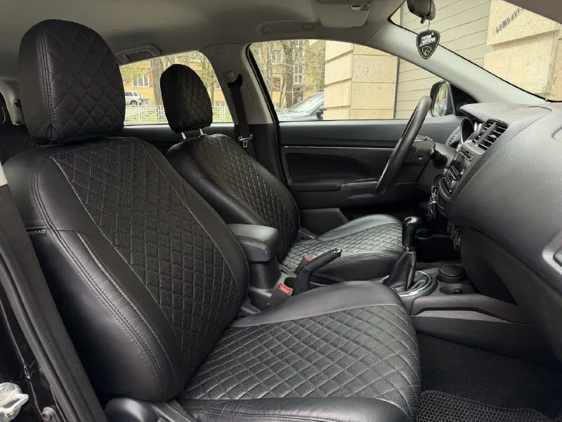 Продам mitsubishi asx рестайлинг, 2014 года выпуска, объем двигателя 1.6 117 л. с, кпп механика (самая надёжная связка в линейке), родной пробег 160.000 км, 2 хозяина, без дтп, в родном окрасе!, состояние автомобиля не выразить на фото, без каких-либо нюансов!, идеальное состояние. автотека ✅ комплектация: подогрев сидений, 4 стеклоподъёмника, кондиционер, подогрев стёкол, abs esp, мультимедиа с хорошим звуком, aux, бортовой компьютер, складывание зеркал, и многое другое для комфортного вождения. авто обслуживался всегда по регламенту, на данный момент полностью обслужен, не требует вложений от слова совсем!, имеются все сервисные книжки, 2 комплекта ключей, установлена сигнализация starline. очень надёжный японский красовер, комфортабельный и вместительный, за машиной ухаживал. по документам любой вид оформления. цена 1.080.000р номер телефона +7949-564-47-36 +7949693-58-50 - фотография - 9