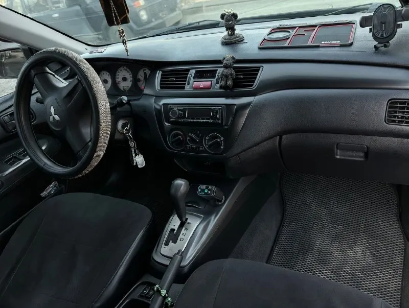 Mitsubishi lancer 9
2007Г
1.6 Акпп
Родной пробег 208 тыс. Км
Собственник. Единственный в птс

🔥Машина без дтп
Кузов и дно в отличном состоянии. Без коррозии. Без следов сварки. Ежегодный антикор. Пороги, низа дверей, стаканы в заводском состоянии.

Агрегаты без ошибок. Технических проблем нет, машина своевременно обслужена.
Кондиционер заправлен.
Салон чистый, не затертый.

⚡Дорогая музыка, сабвуфер, усилитель оставлю новому владельцу (на сотку).

Abs, airbags, гур, кондиционер, обогрев сидений и зеркал, электропривод зеркал.

Машина в редком состоянии. Любые проверки.
👌 530 Тыс. Руб, торг

⚡ Техосмотр пройден
+79781244436 Мтс (или в телеграмм)
Макеевка - фотография - 7
