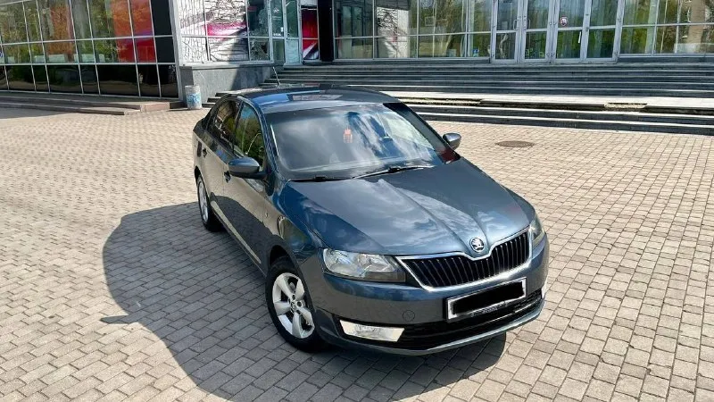Skoda rapid без окрасов ! все стекла родные ! год 2015г кузов лифтбек мотор 1.6 бензиновый мрi (атмосферный) коробка механика 5ст. передний привод пробег 190.000 тыс. км автотека зеленая 🧤 не такси ! 2 хозяин! комплектация климат контроль! подогрев сидений круиз контроль ! 4 эл. стеклоподъёмника ! бортовой компьютер ! обогрев заднего стекла! эл. зеркала с подогревом корректор фар! дхо! сигнализация ! би лэд в фарах! лэд птф! разъемы под aux usb! разъем 12v! магнитола bluetooth! мульти руль ! литые диски r15! 2 ключа ! ✅донецк. стоимость 950.000 торг!!! тел. +7 (949)5905326 - фотография - 2