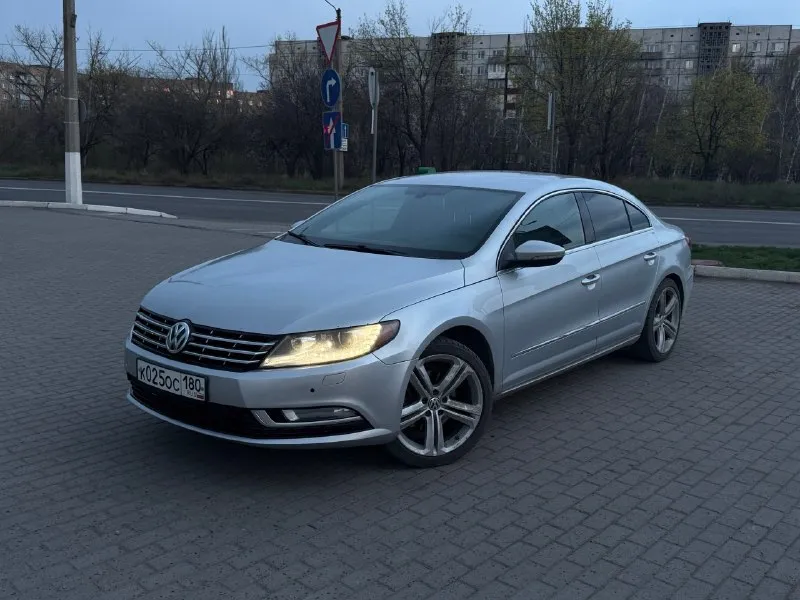 В продаже volkswagen passat cc ( рестайлинг ) 2012 год двигатель 2.0 турбо ( бензин ), работает без проблем, не дымит, не троит ! акпп также без проблем ! ходовая обслужена ( стойки вкруг, рейка новая и тд ), по двигателю заменена цепь грм, форсунки, все работает как положено ! богатая комплектация : кожа, электропривод сидений, подогрев сидений, адаптивный свет и многое другое по документам без проблем ( переоформление ), номера в подарок ! цена 1.245.000₽ торг при виде денег ! +7(949)-616-73-96 +7(949)-531-84-85 донецк, кировский район 📞 🇷🇺 звоните: +79496167396 - фотография - 1