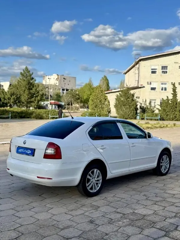 🇨🇿 skoda octavia a5 💰цена: 900 000р 🏢город: мариуполь 📅год выпуска: 2013 🧾пробег: 207 680 км. ⚙️двигатель: 1.6 ⛽топливо: бензин ⚙️кпп: автомат 📞 телефон: +7-949-551-91-52 +7-949-727-41-51 +7-989-263-55-56 💾 описание: продам легенду донб. .. mg/emoji/40/e29c85.png')">✅ оцинкованный кузов лифтбек ✅ ни намёка на коррозию ✅ отличное состояние как внешне, так и технически ✅ отличная комплектация: двух зонный климат-контроль, кожаный руль, линзы, подогрев передних сидений, электро-зеркала с подогревом, все электро стёкла, abs, airbag, бортовой компьютер, гидроусилитель руля, регулировка сидений водителя и пассажира по высоте, литые диски. улица шевченко 2️⃣6️⃣9️⃣ ➕автомобиль с пройденным техническим осмотром и готов к переоформлению. 🏦 возможна продажа в кредит по двум документам. - фотография - 6