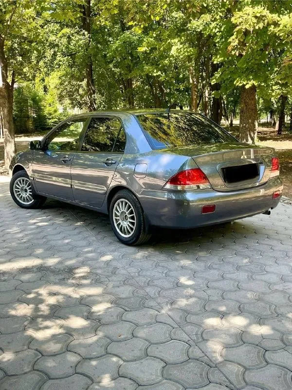 Продам автомобиль, г. мариуполь mitsubishi lanser 9, 1.6 автомат, 2005 год, пробег 250 тыс км. комплектация:кондиционер, подогрев сидений, электро пакет, электро зеркала, абс. с документами порядок, цена 500 руб при осмотре торг уместен +79490533096 - фотография - 3