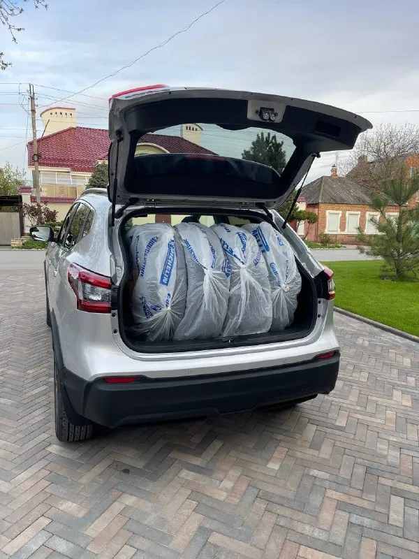 Nissan qashqai 2021г цена 1.900.000 торг мотор 2.0i (147 л. с.) акпп автомат привод fwd пробег 63 тыс один хозяин официальный авто, куплен и обслужен у оф. дилера колёса зима и лето салон кожа обогрев сидений обогрев руля климат контроль 2-ух зонный круиз контроль полноцветный дисплей led фары датчики давления в шинах датчики дождя и света колеса r18 электропривод зеркал парктроники, камеры 360* мультируль осмотр донецк телеграмм +79779106272 📞 звоните: +7(949)9717949 - фотография - 10