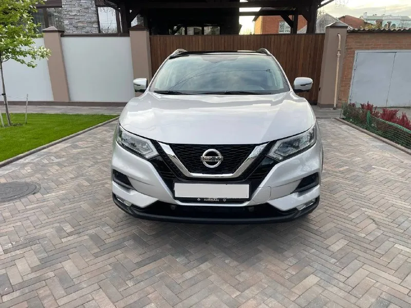 Nissan qashqai 2021г цена 1.900.000 торг мотор 2.0i (147 л. с.) акпп автомат привод fwd пробег 63 тыс один хозяин официальный авто, куплен и обслужен у оф. дилера колёса зима и лето салон кожа обогрев сидений обогрев руля климат контроль 2-ух зонный круиз контроль полноцветный дисплей led фары датчики давления в шинах датчики дождя и света колеса r18 электропривод зеркал парктроники, камеры 360* мультируль осмотр донецк телеграмм +79779106272 📞 звоните: +7(949)9717949 - фотография - 5
