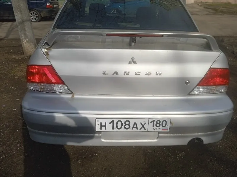 Продам лансер 9 коробка автомат, в хорошем состоянии, не пинает, ходовая мячик, грм недавно менял, также менял масло, фильтра. машина в хорошем состоянии, телефон для связи +79495105214 связи плохая, если что пишите в л. с. цена 245.000торг возле капота. 📞 звоните: +7(949)5105214 - фотография - 3