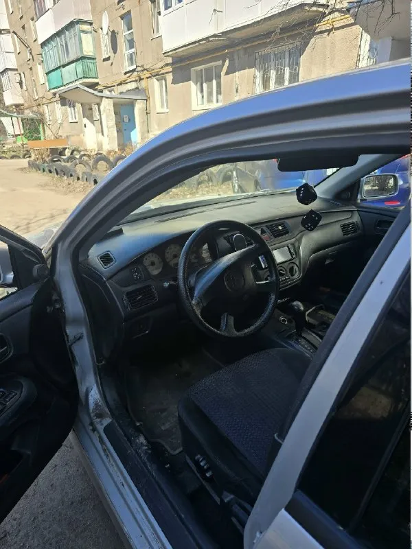 Продам лансер 9 коробка автомат, в хорошем состоянии, не пинает, ходовая мячик, грм недавно менял, также менял масло, фильтра. машина в хорошем состоянии, телефон для связи +79495105214 связи плохая, если что пишите в л. с. цена 245.000торг возле капота. 📞 звоните: +7(949)5105214 - фотография - 5