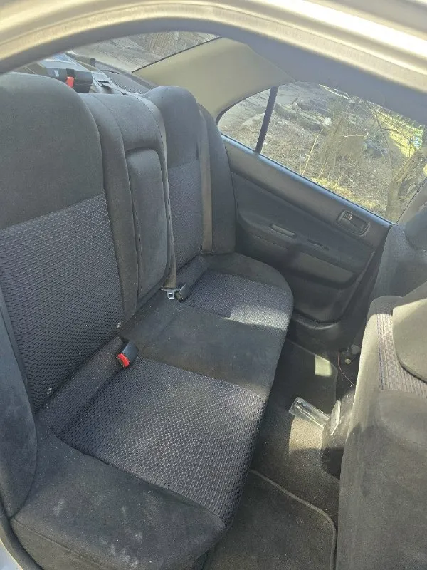 Продам лансер 9 коробка автомат, в хорошем состоянии, не пинает, ходовая мячик, грм недавно менял, также менял масло, фильтра. машина в хорошем состоянии, телефон для связи +79495105214 связи плохая, если что пишите в л. с. цена 245.000торг возле капота. 📞 звоните: +7(949)5105214 - фотография - 7